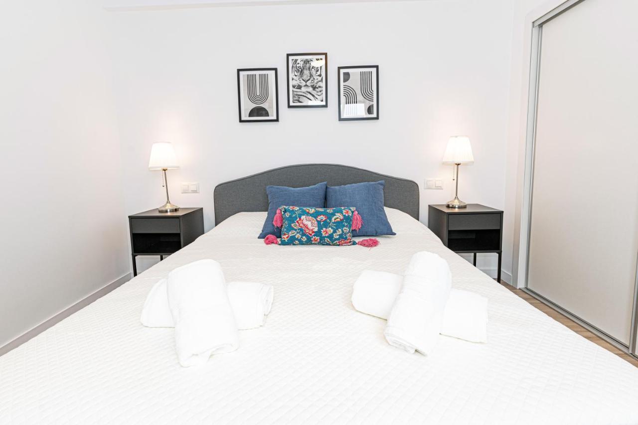 Acogedor Apartamento En Estepona Centro By Rent Me Экстерьер фото